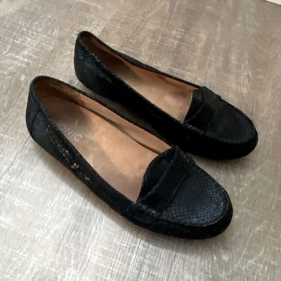 Vionic Larrun Black Snake Print Leather Loafer Shoes Women’s 8 Classic Preppy - Picture 7 of 16